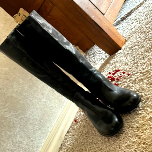 🆕BORN🍁Black LEATHER🖤Riding BOOTS Back Zipper 2” Heel Size 7M⭐️NEW with Tags - Picture 4 of 13